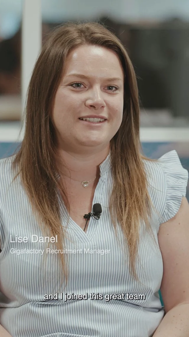 #VerkorStories

Discover Lise’s challenge – Gigafactory Recruitment Manager

“The biggest challenge I had to solve was organising Verkor's first job dating event. We were expecting between 400 and 500 people, but in reality, the counter went wild, with 1500 pre-registrations a few hours before the opening of the job dating event.

Agility is a real strength at Verkor today and I'm particularly proud to be part of this great project to open our first Gigafactory.”

-

Découvrez le challenge de Lise – Responsable Recrutement Gigafactory

“Le plus grand défi que j’ai eu à résoudre c’est l’organisation du premier job dating Verkor. On s’attendait à avoir 400 à 500 personnes et en réalité le compteur s’est affolé puisqu’on a été jusqu’à 1500 pré-inscriptions à quelques heures de l’ouverture du job dating.

L’agilité est une vraie force aujourd’hui chez Verkor et je suis particulièrement fière de participer à ce beau projet d’ouverture de notre première Gigafactory.”

#verkorteam #recrutement #gigafactory #mobility #industrie #batteries #battery #dunkerque #france #equipe #team #usine