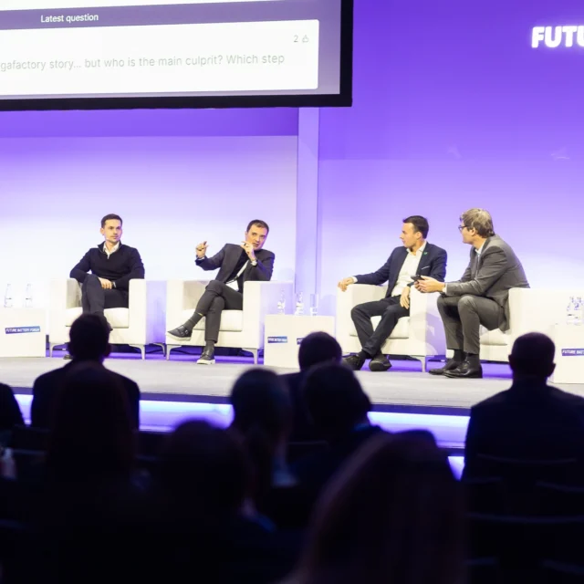 #Event | 6th Future Battery Forum 🔋 

Christophe Mille, Co-founder of Verkor, participated in the 6th Future Battery Forum, Europe's leading conference on batteries. 

During the panel discussion ‘The challenge of scaling up: viable solutions for the ramp-up of gigafactories’, he presented Verkor's strategy for meeting this major challenge: training teams and striving for operational excellence, deploying a high-performance digital architecture, selecting equipment suited to industrial production rates, and relying on a pilot line operating 24/7 to accelerate the learning curve. 

It was a great opportunity to discuss concrete solutions that will advance the European battery industry. 

-️ 

Christophe Mille, Co-fondateur de Verkor, a participé au 6th Future Battery Forum, la conférence de référence en Europe sur les batteries. 

Lors du panel « Le défi de la mise à l’échelle : des solutions viables pour la montée en puissance des gigafactories », il a présenté la stratégie de Verkor pour relever ce défi majeur : former les équipes et viser l’excellence opérationnelle, déployer une architecture digitale performante, sélectionner des équipements adaptés à la cadence industrielle et s’appuyer sur une ligne pilote fonctionnant 24/7 pour accélérer la courbe d’apprentissage. 

Un moment fort pour échanger sur les solutions concrètes qui feront avancer la filière européenne des batteries. 

#batterie #gigafactory #mobility #conference #forum #europe #manufacturing #production #battery